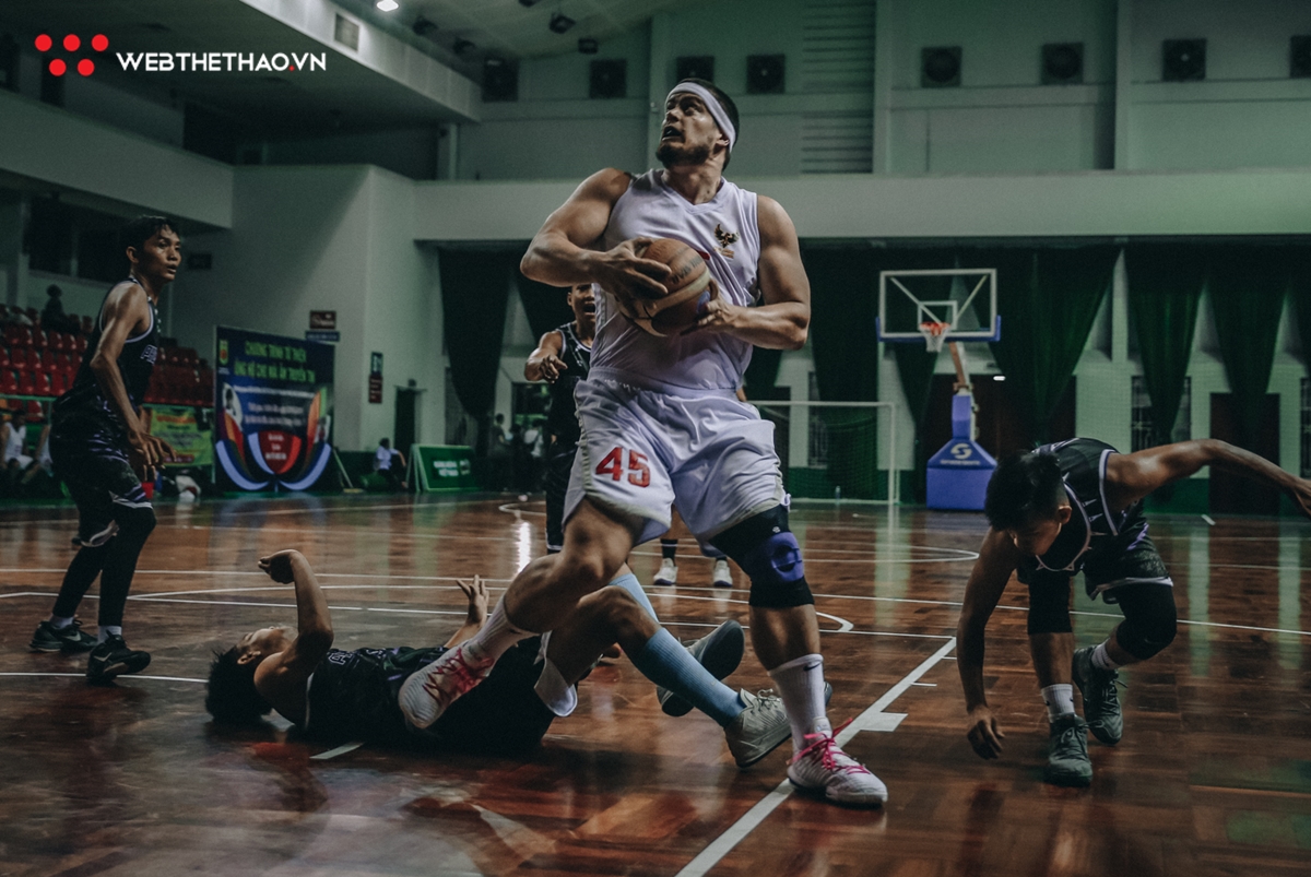 Giải Bóng rổ Vô địch TP HCM 2019: Mưa 3 điểm của Quận 5 thẳng tay loại Quận 11 Giải Bóng rổ Vô địch TP HCM 2019: Mưa 3 điểm của Quận 5 thẳng tay loại Quận 11